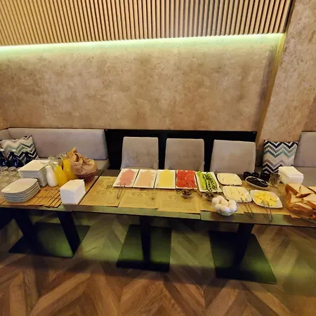 Hotel Shehu 3*