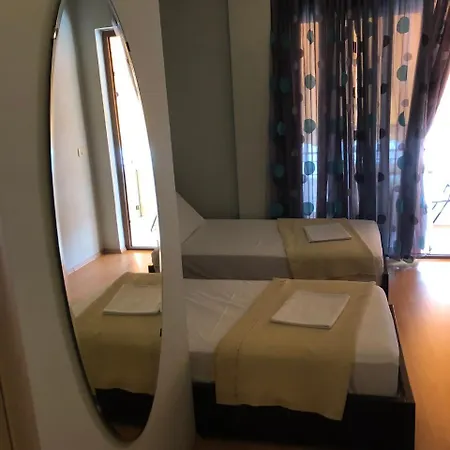 Shehu Hotel 3*